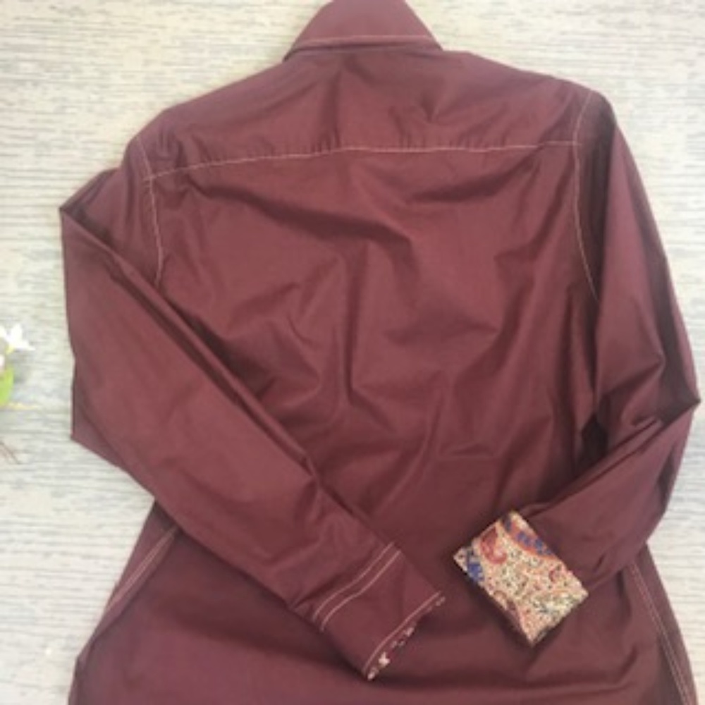 NWOT Georg Roth maroon flower lined button down - Picture 6 of 6